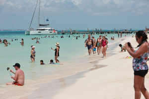 Gobierno de Isla Mujeres llama a locales y turistas a extremar precauciones en estas vacaciones