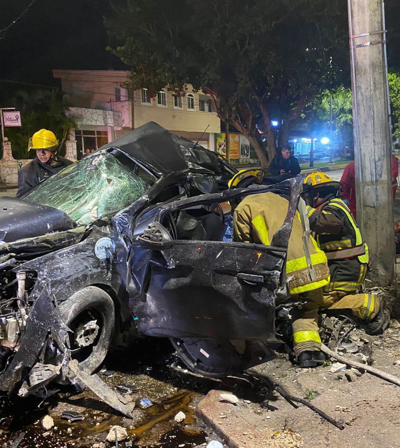 Se registra aparatoso accidente sobre la 30 avenida