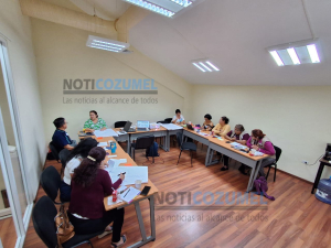 &quot;Hacia un futuro resiliente&quot;, taller realizado en la UQROO Campus Cozumel