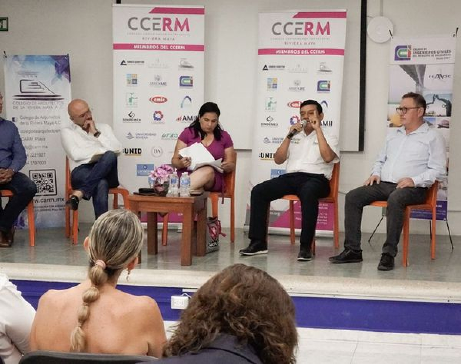 Presenta propuestas Alberto Quian Ucan en el foro organizado por el CCE de la Riviera Maya
