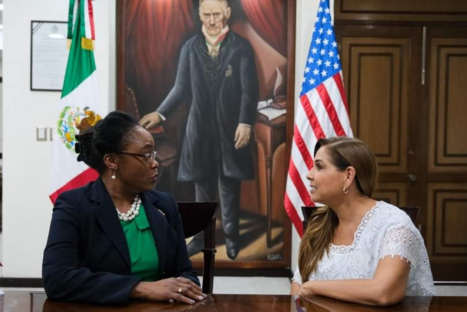 Agradece la Gobernadora de Quintana Roo trabajo a Cónsul General de Estados Unidos