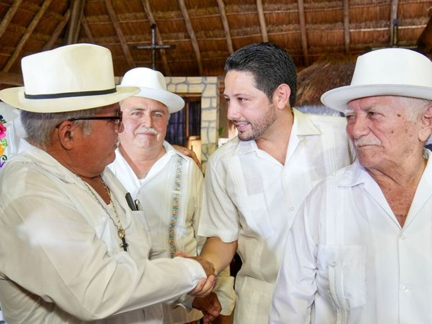 En familia, celebra Renán Sánchez 176 años de ‘El Cedral’ en Cozumel