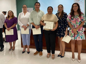 Profesionalizan el servicio público en Puerto Morelos por medio de la capacitación