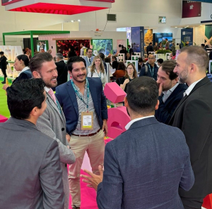 APIQROO fortalece y da a conocer el potencial portuario de Quintana Roo en el World Travel Market